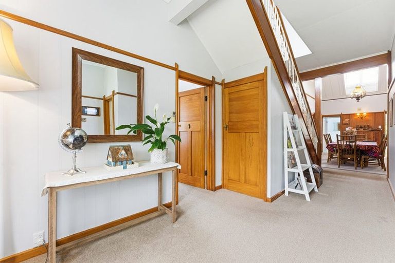 Photo of property in 52 Parsons Street, Saint Johns Hill, Whanganui, 4501