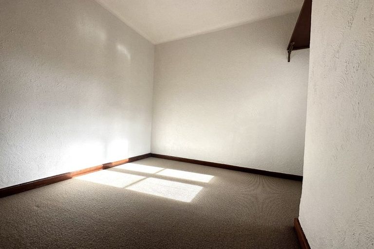 Photo of property in San Marino Apartments, 4/4 Oak Park Avenue, Te Aro, Wellington, 6011