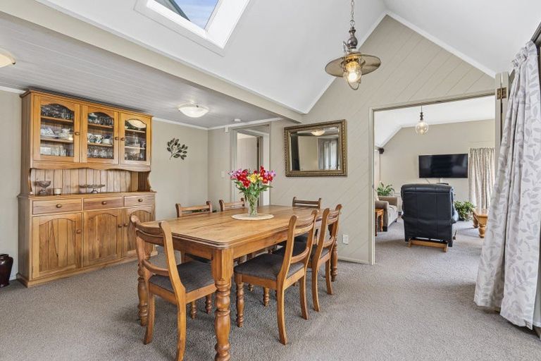 Photo of property in 13a Mangorei Road, Strandon, New Plymouth, 4312
