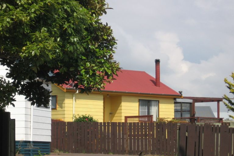 Photo of property in 4 Pohutukawa Drive, Owhata, Rotorua, 3010
