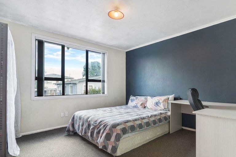 Photo of property in 53 Terra Nova Street, Glen Eden, Auckland, 0602