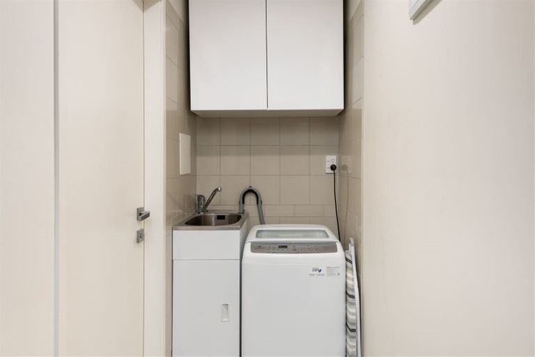 Photo of property in 2-06/424 Maunganui Road, Mount Maunganui, 3116