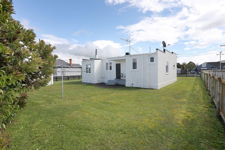 Photo of property in 12 Rira Street, Marton, 4710