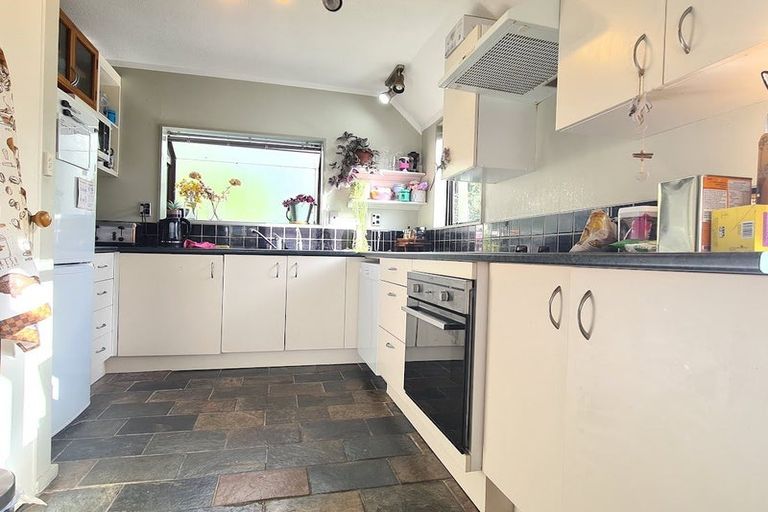 Photo of property in 12u4 Vallance Street, Kilbirnie, Wellington, 6022
