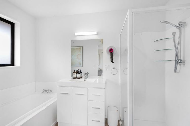 Photo of property in 71 Shirley Road, Shirley, Christchurch, 8013