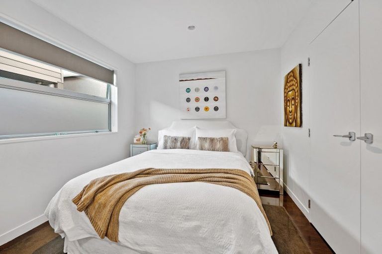 Photo of property in 2/2a Earnoch Avenue, Takapuna, Auckland, 0622