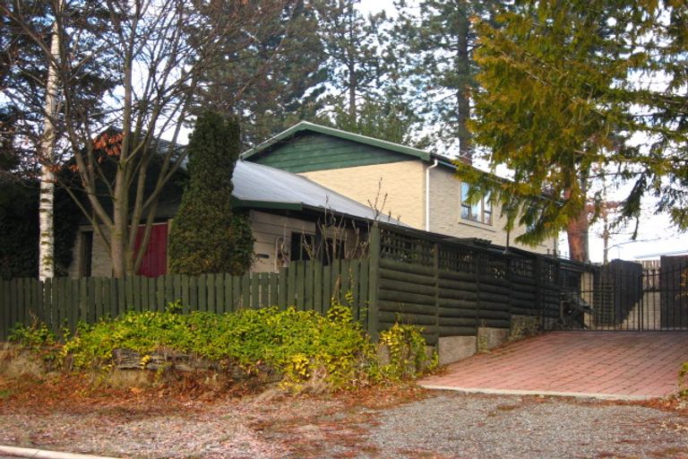 Photo of property in 4 Devon Street, Arrowtown, 9302