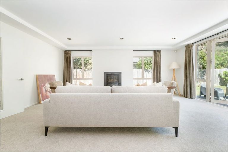Photo of property in 22b Taupata Street, Redcliffs, Christchurch, 8081