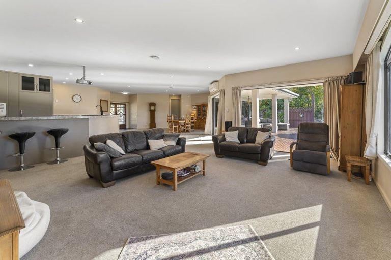 Photo of property in 89 Totara View Road, Wakefield, 7095
