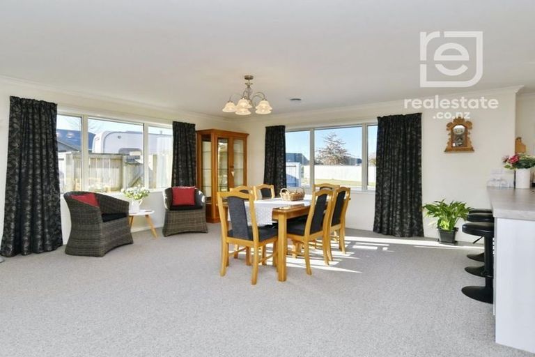Photo of property in 53 Kotare Avenue, Rangiora, 7400