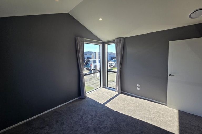 Photo of property in 12 Benrogan Drive, Halswell, Christchurch, 8025