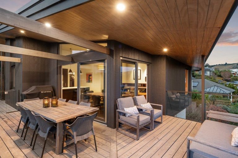 Photo of property in 22 Woodlau Rise, Huntsbury, Christchurch, 8022