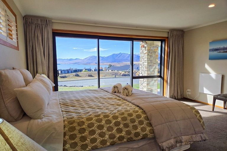 Photo of property in 2 Walter Black Place, Lake Tekapo, 7999
