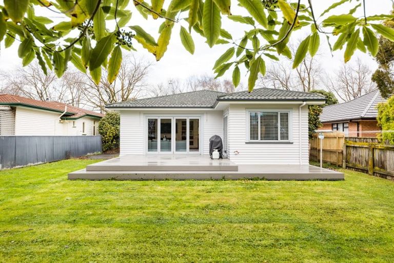 Photo of property in 31 Manapouri Crescent, Hokowhitu, Palmerston North, 4410