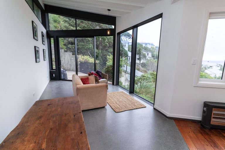 Photo of property in 123 Volga Street, Island Bay, Wellington, 6023