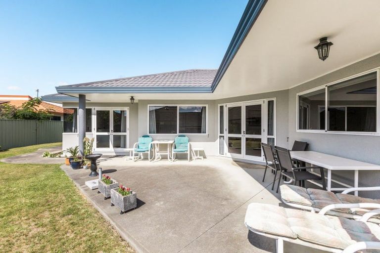 Photo of property in 3 Dules Walk, Taradale, Napier, 4112