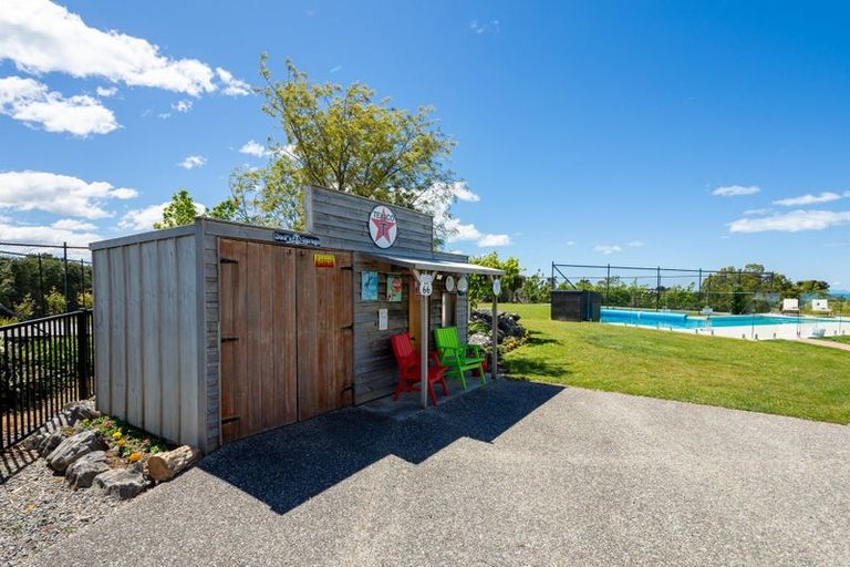Photo of property in 82 Brooks View Heights, Tasman, Upper Moutere, 7173