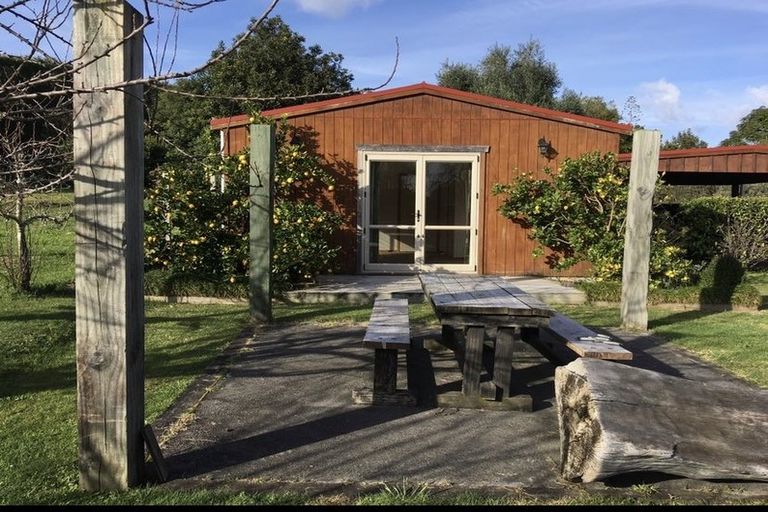 Photo of property in 26r Asher Road, Welcome Bay, Tauranga, 3175