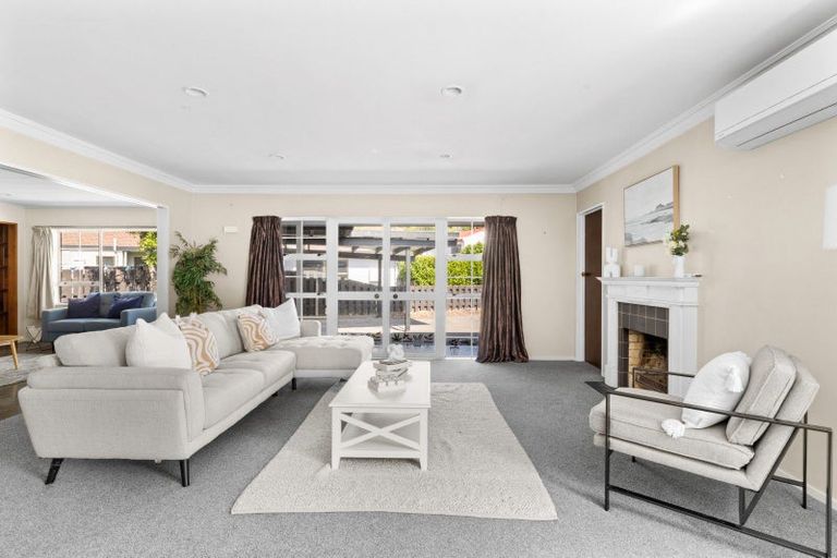 Photo of property in 37 Ngarimu Crescent, Taradale, Napier, 4112