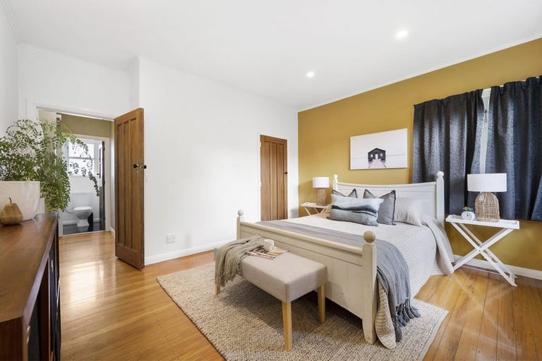 Photo of property in 25 Bould Street, Johnsonville, Wellington, 6037