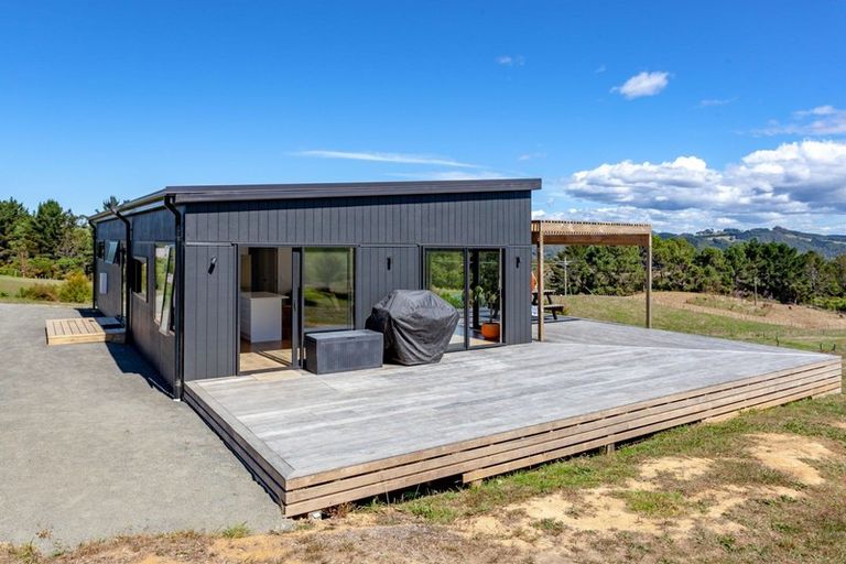 Photo of property in 408c Lees Road, Hahei, Whitianga, 3591