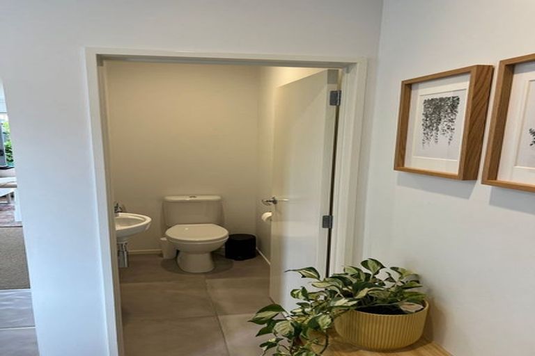 Photo of property in 18 Shelduck Way, Hobsonville, Auckland, 0616