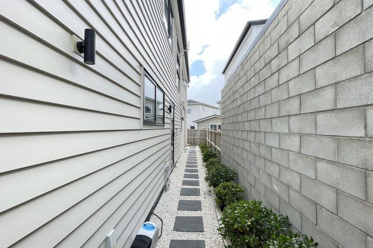 Photo of property in 36 Greenfinch Road, Hobsonville, Auckland, 0616