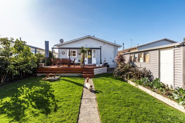 Photo of property in 12 Ellison Street, Napier South, Napier, 4110