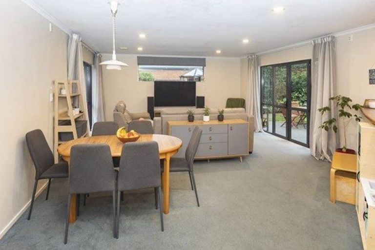 Photo of property in 58 Hewitts Road, Woodend, 7610