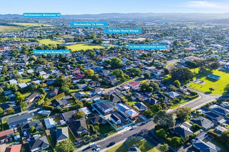 Photo of property in 14d Durham Street, Te Atatu Peninsula, Auckland, 0610