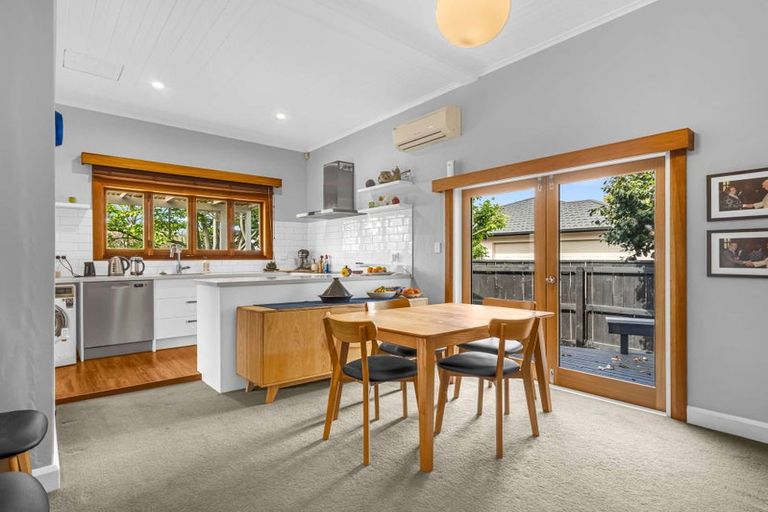 Photo of property in 89 Georges Drive, Napier South, Napier, 4110