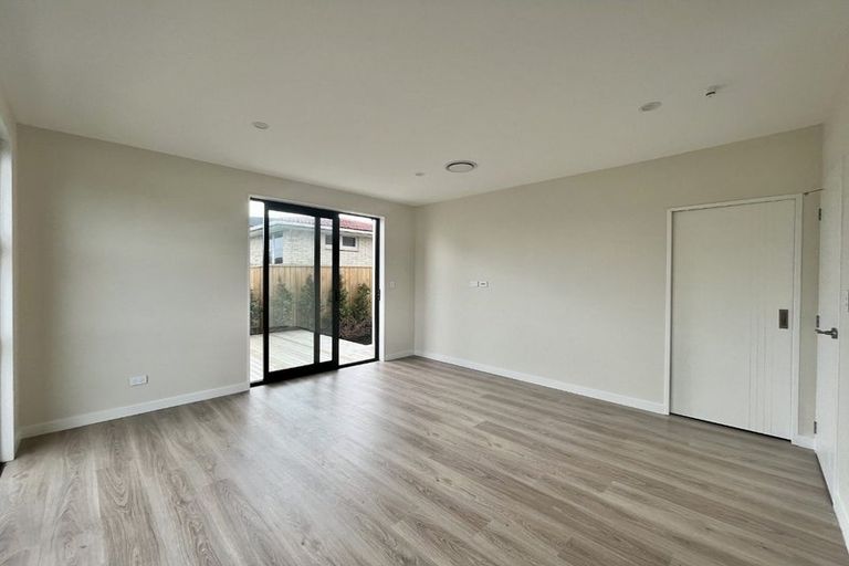 Photo of property in 30a Priestley Drive, Bucklands Beach, Auckland, 2014