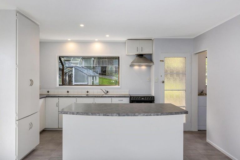 Photo of property in 47 Mercury Way, Whitby, Porirua, 5024