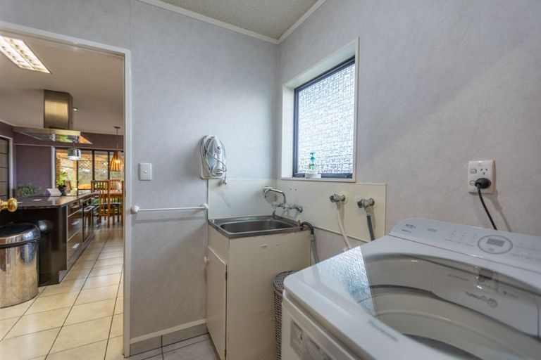 Photo of property in 64 Hetley Crescent, Taradale, Napier, 4112