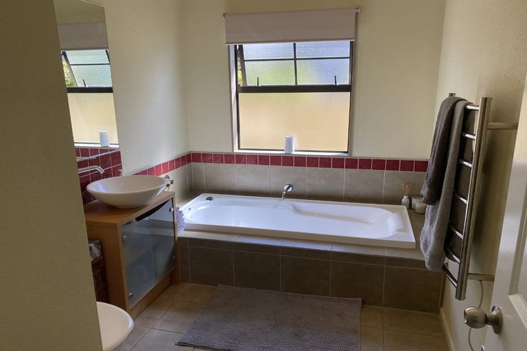 Photo of property in 36a Iona Road, Havelock North, 4130