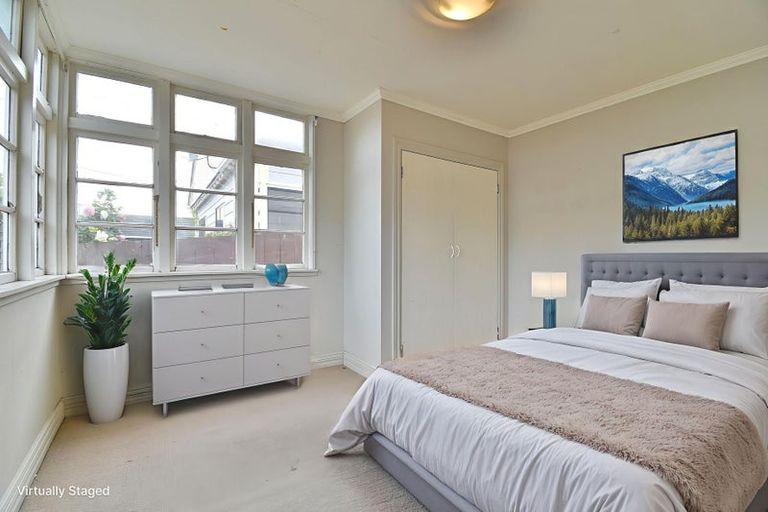 Photo of property in 12 Coughtrey Street, Saint Clair, Dunedin, 9012