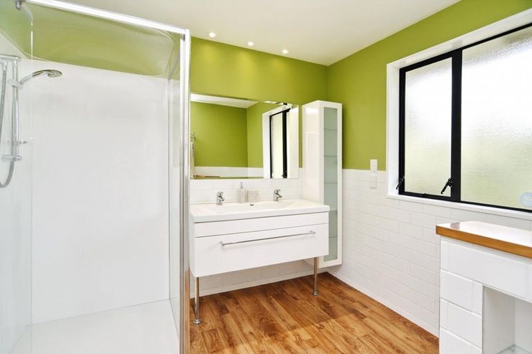 Photo of property in 42/a Ward Street, Addington, Christchurch, 8024