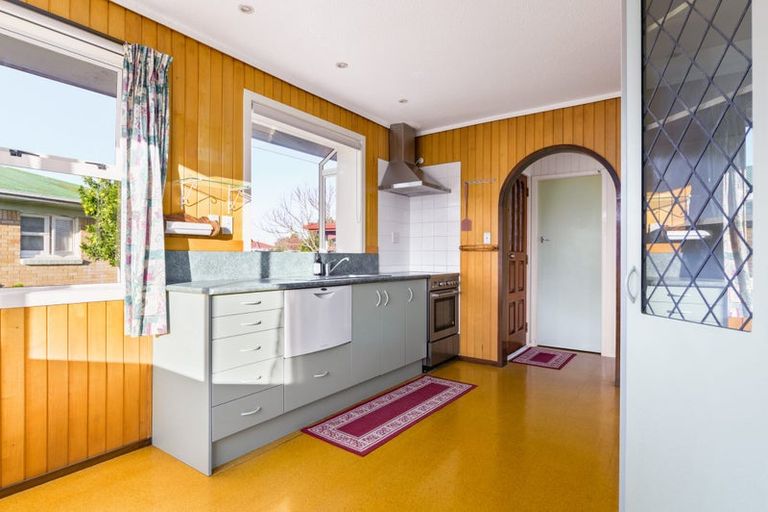 Photo of property in 12 Minifie Avenue, Melville, Hamilton, 3206