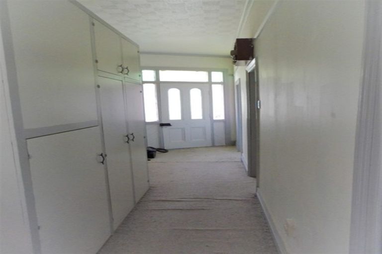 Photo of property in 27 High Street, Hawarden, 7385