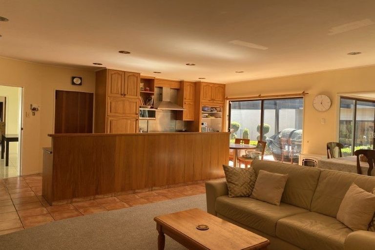 Photo of property in 18 Corrondella Grove, Belmont, Lower Hutt, 5010