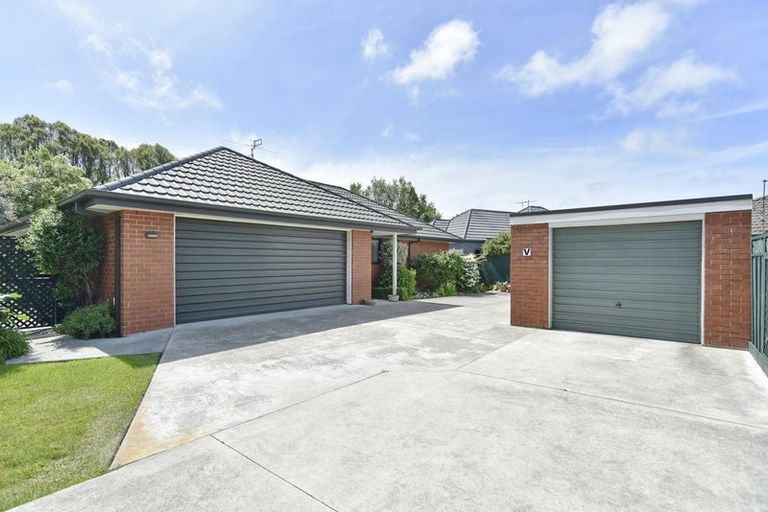 Photo of property in 17v Matawai Close, Rangiora, 7400