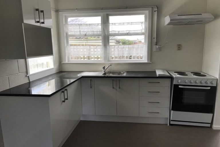 Photo of property in 2/68 Great South Road, Manurewa, Auckland, 2102