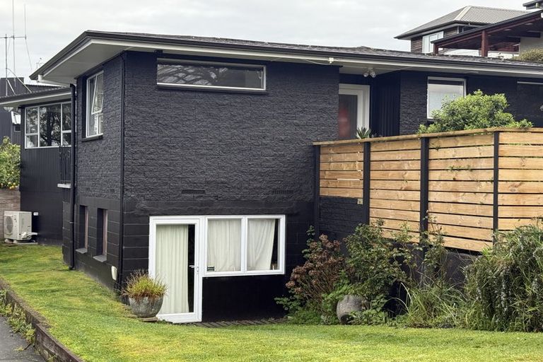 Photo of property in 3 Woodstock Road, Fairfield, Hamilton, 3214