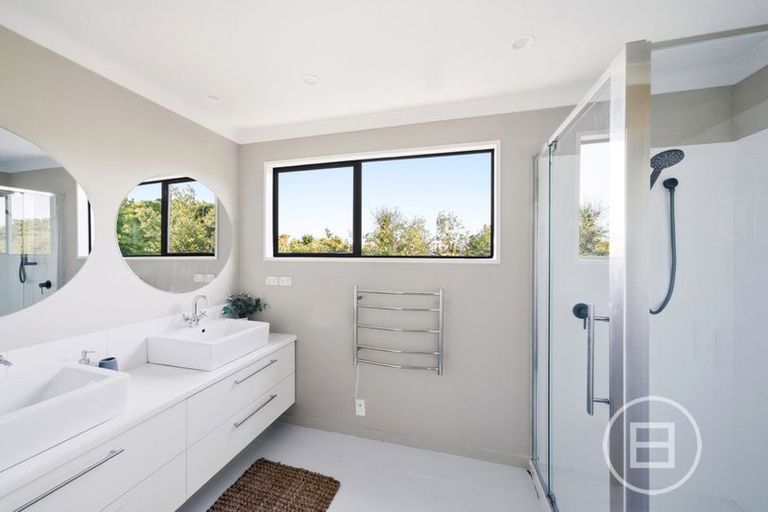 Photo of property in 11 Moyna Avenue, Dallington, Christchurch, 8061