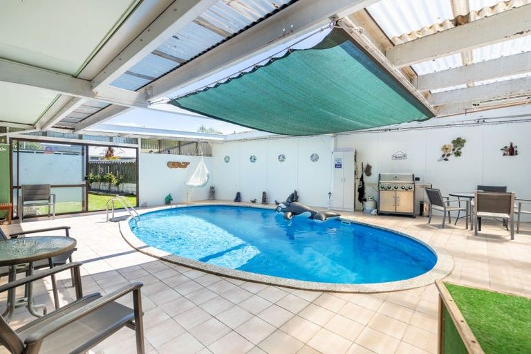 Photo of property in 7 Snell Grove, Clouston Park, Upper Hutt, 5018