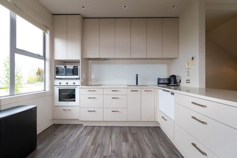 Photo of property in The Terraces, 21/9 Humber Street, Pandora, Napier, 4110