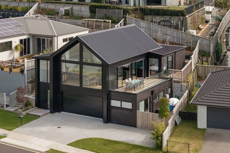 Photo of property in 50 Bert Wall Drive, Omokoroa, 3114