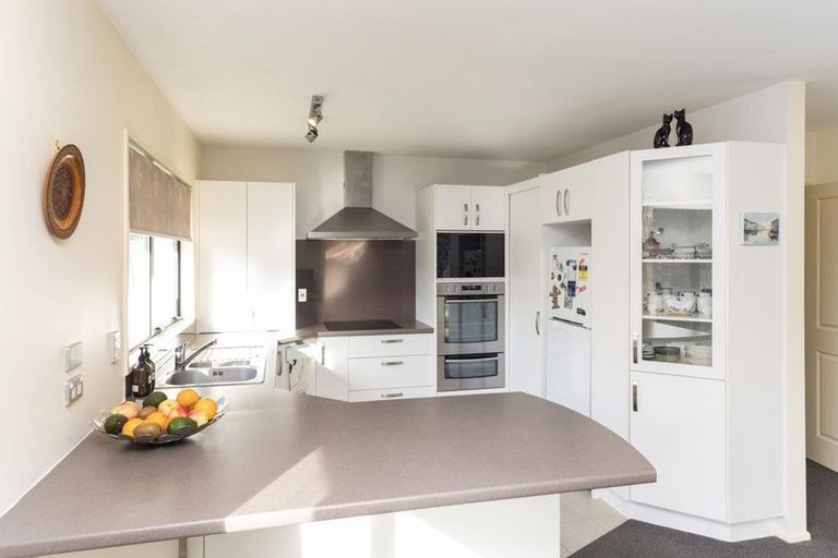 Photo of property in 1a Delph Street, Avonhead, Christchurch, 8042