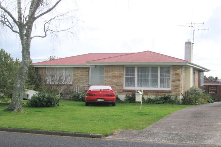Photo of property in 8a Ngahere Street, Otumoetai, Tauranga, 3110