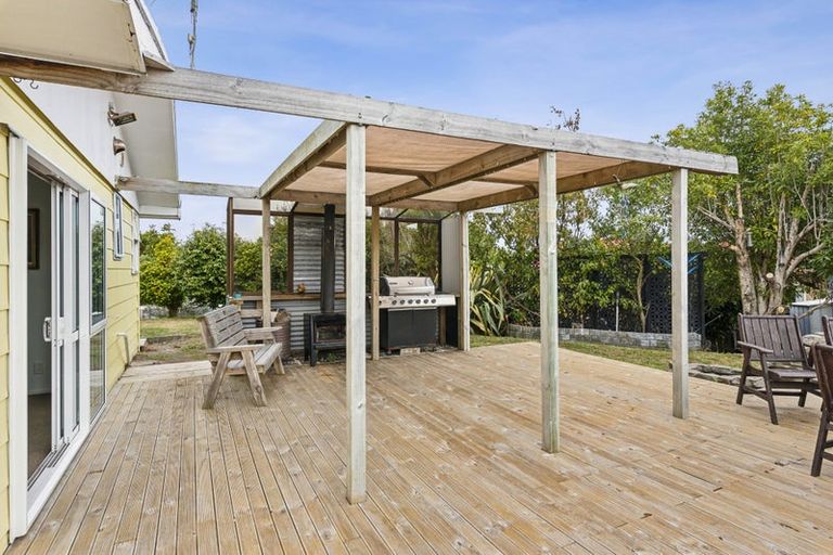 Photo of property in 108 Martin Road, Paraparaumu Beach, Paraparaumu, 5032